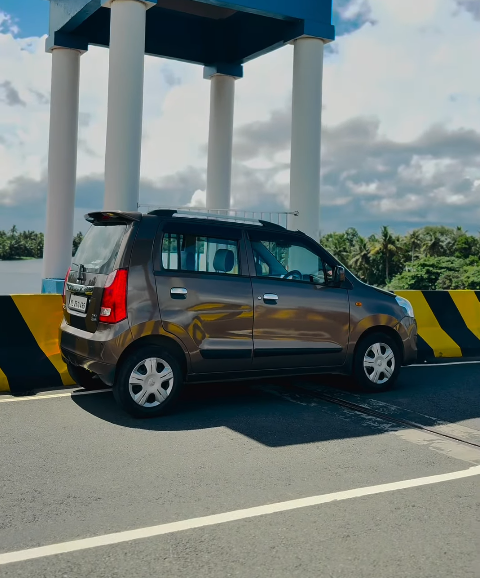 2018 Maruti Suzuki WagonR VXI Automatic — photo 2