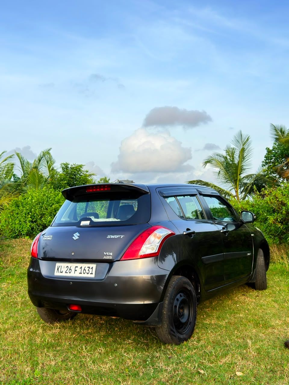 2014 Maruti Suzuki Swift VDI ABS (5/7)