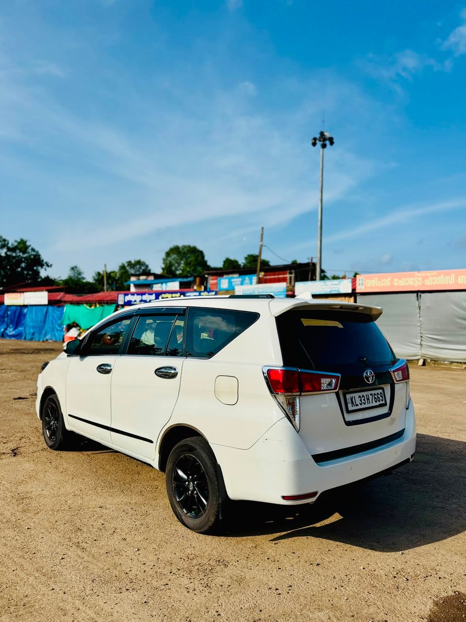 2016 Toyota Innova Crysta V 2.4 (6/10)