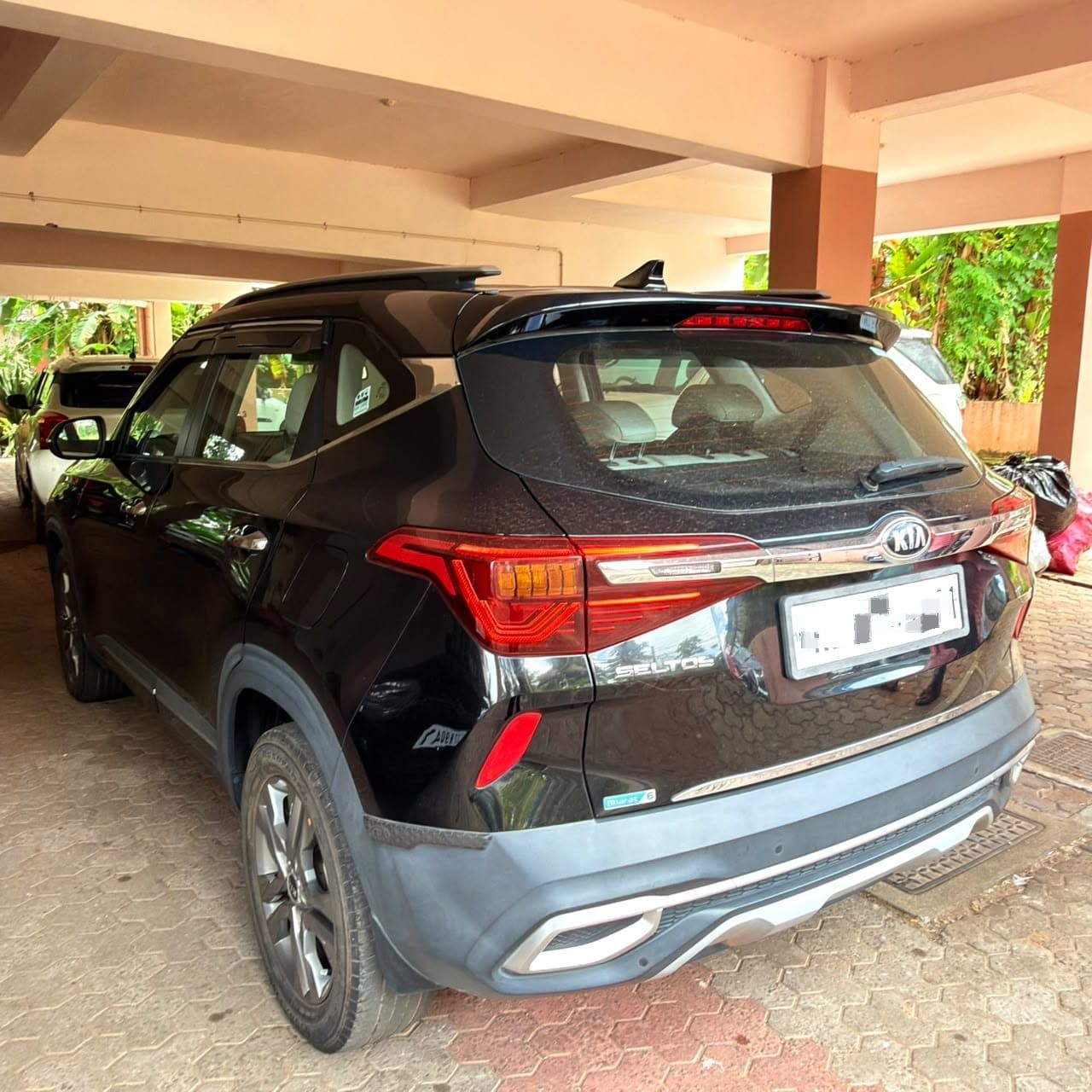 2019 Kia Seltos HTX (2/5)