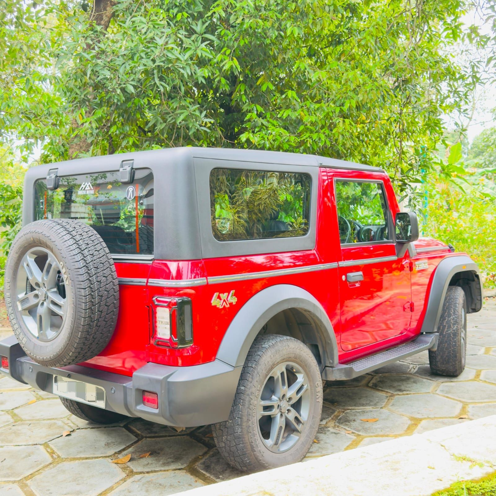 2023 Mahindra Thar LX 4WD AT (5/8)